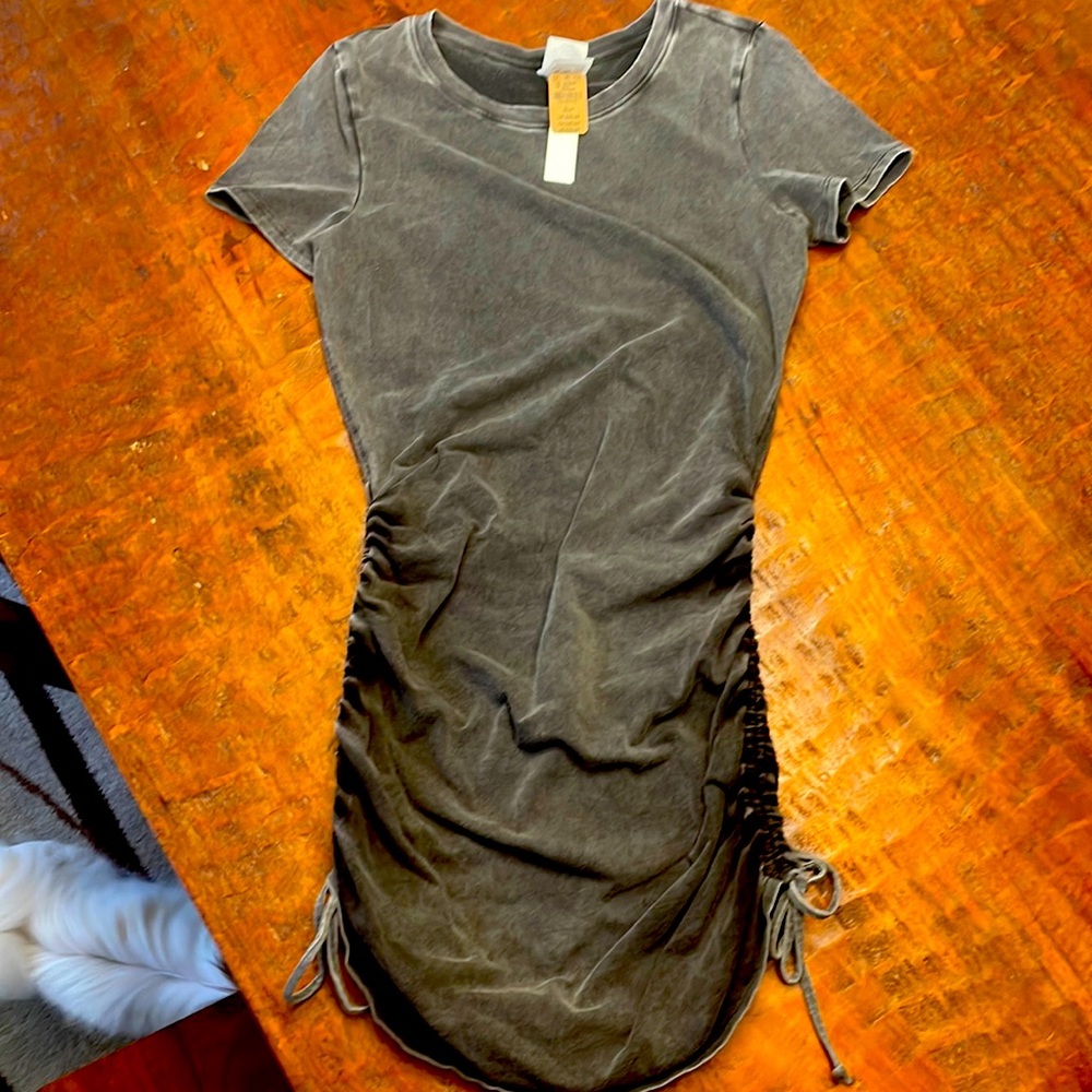 Victoria’s Secret Pink dress NWT Rusched detail.